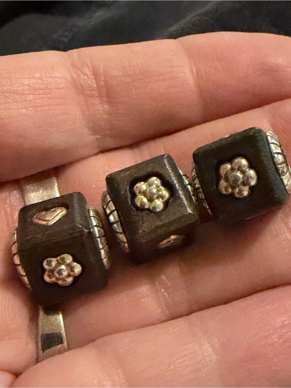 Brighton wooden beads - Picture 4 of 4